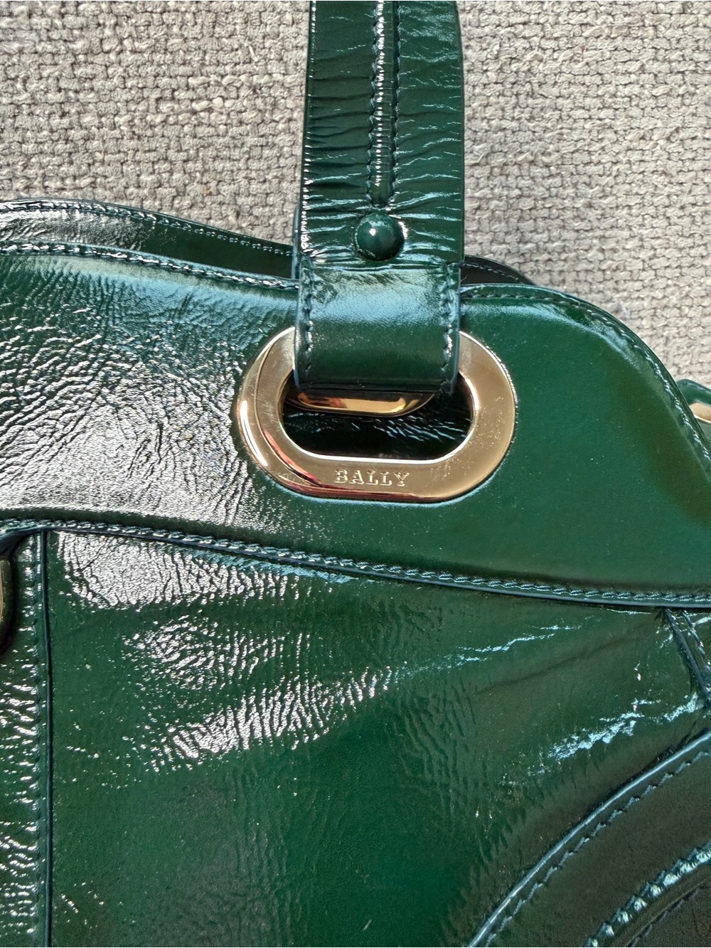 Authentic Bally Emerald Green Patent Leather Top Handle Bag | Rare Vernis Leathe - Picture 6 of 16